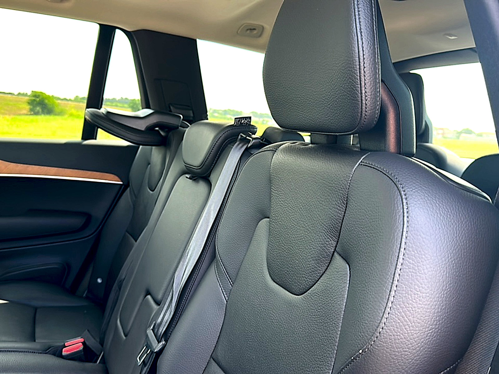 Used 2022 Volvo XC90 T5 Momentum w/ Protection Package Premier FWD image 20