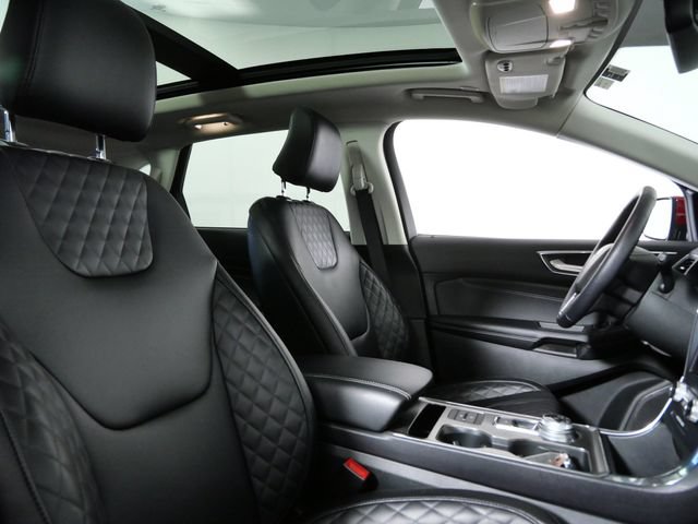 Certified 2024 Ford Edge Titanium AWD/4WD image 12