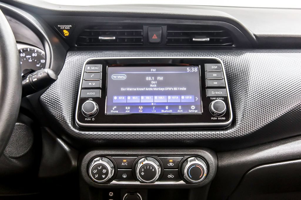 Used 2025 Nissan Kicks Play S FWD image 17