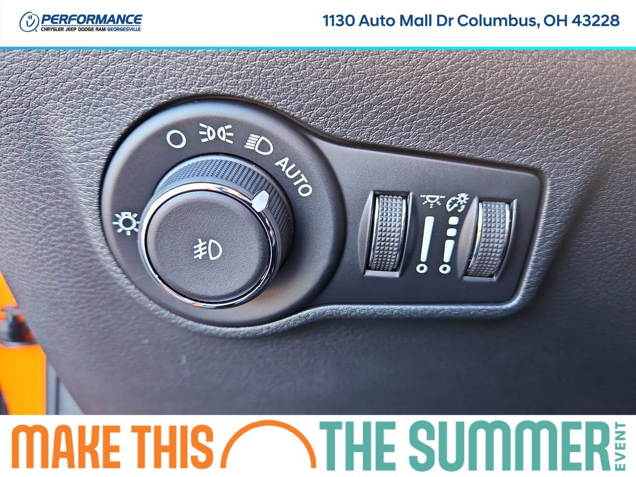 New 2026 Jeep Compass Latitude w/ Sun and Sound Group AWD/4WD image 29
