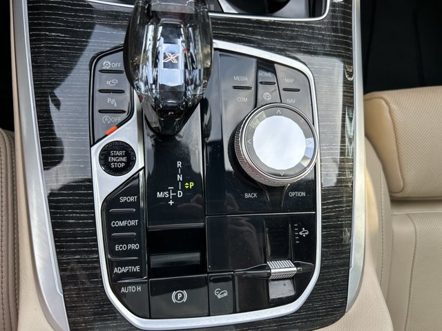 Used 2022 BMW X7 M50i AWD/4WD image 12