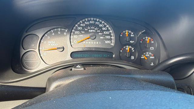 Used 2006 GMC Sierra 1500 SLT w/ Onstar Plus Package AWD/4WD image 11