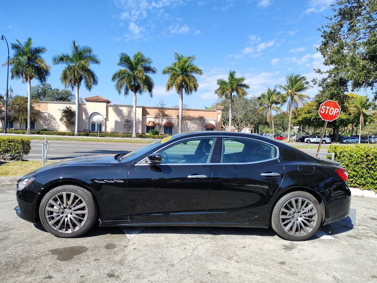 Used 2018 Maserati Ghibli RWD image 5