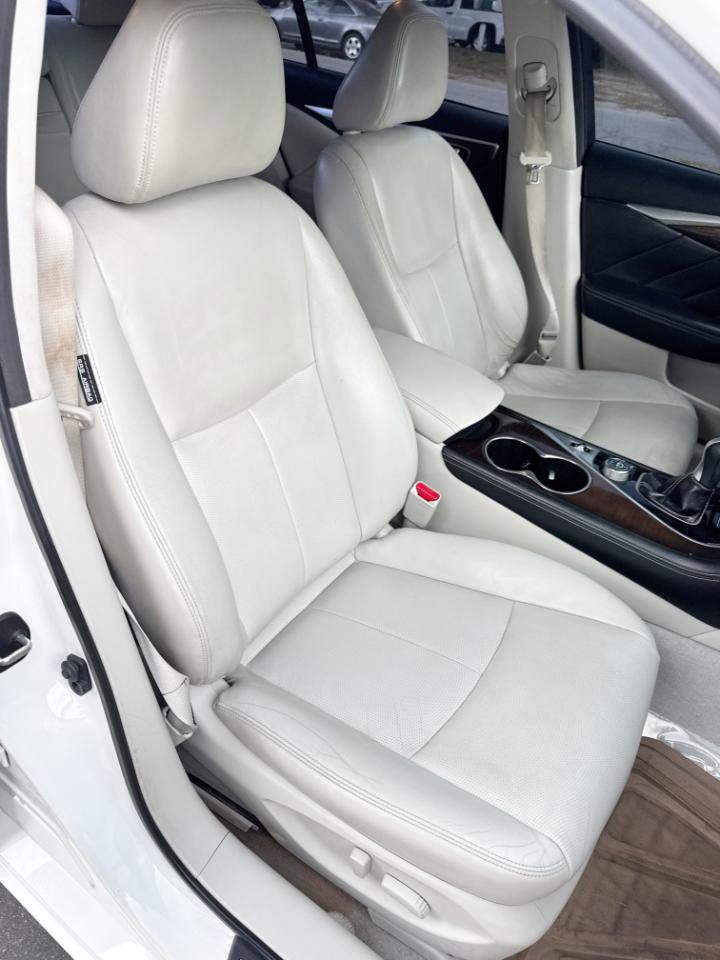 Used 2015 INFINITI Q50 Premium w/ Deluxe Touring Package AWD/4WD image 16