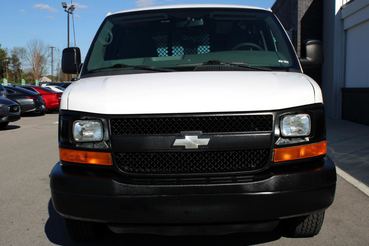Used 2012 Chevrolet Express 1500 image 2