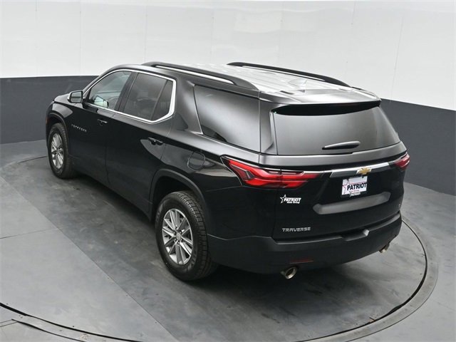Used 2022 Chevrolet Traverse LT image 34