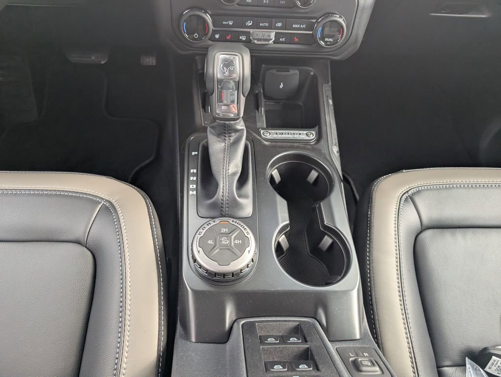 New 2026 Ford Bronco Outer Banks AWD/4WD image 16