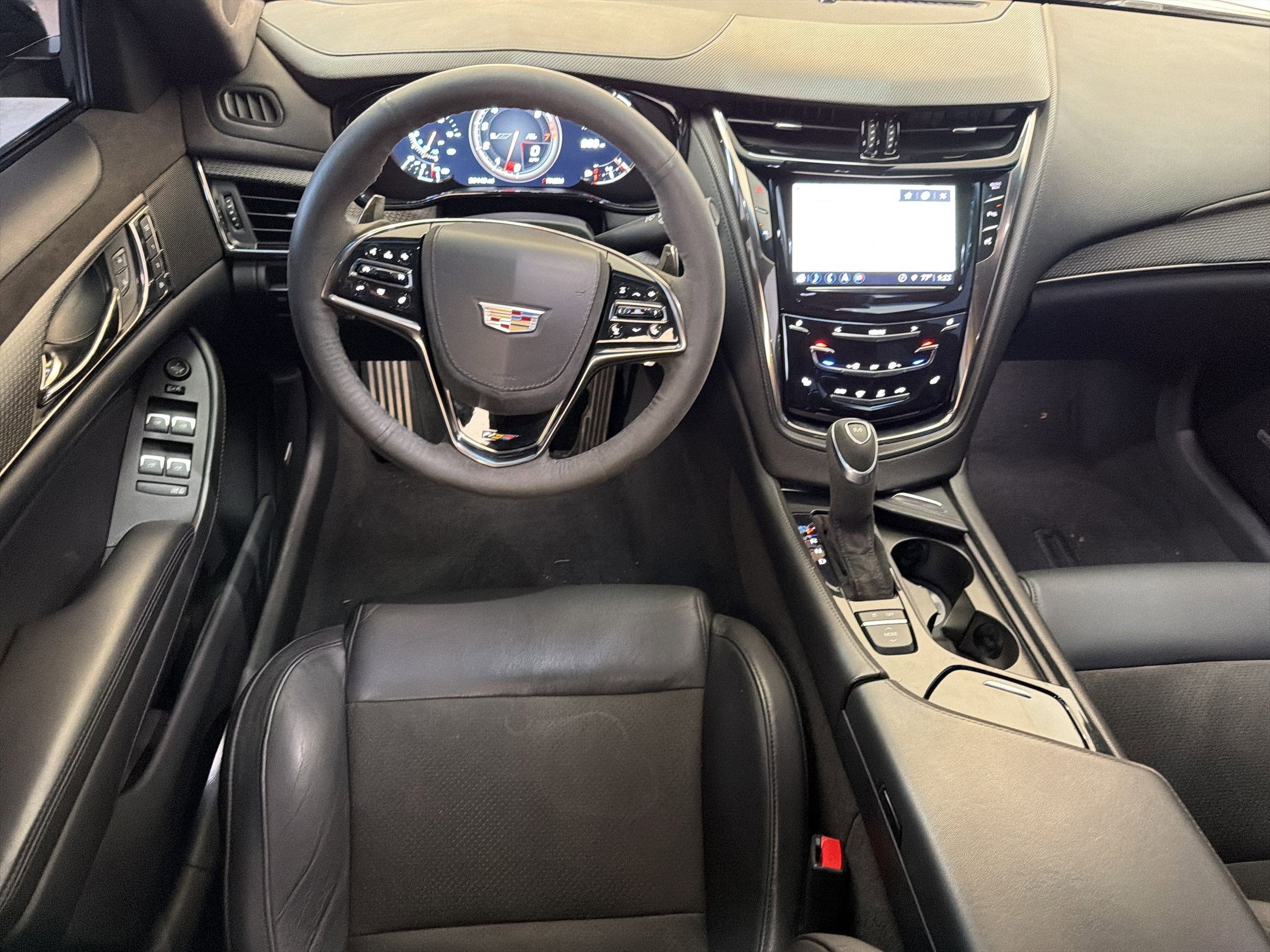 Used 2018 Cadillac CTS V w/ Luxury Package image 27