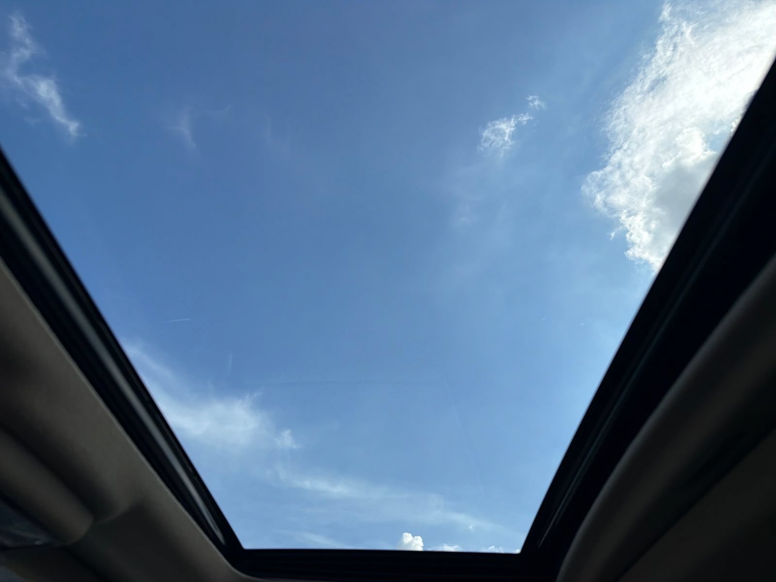 Used 2021 Toyota 4Runner SR5 Premium w/ Moonroof Package AWD/4WD image 25