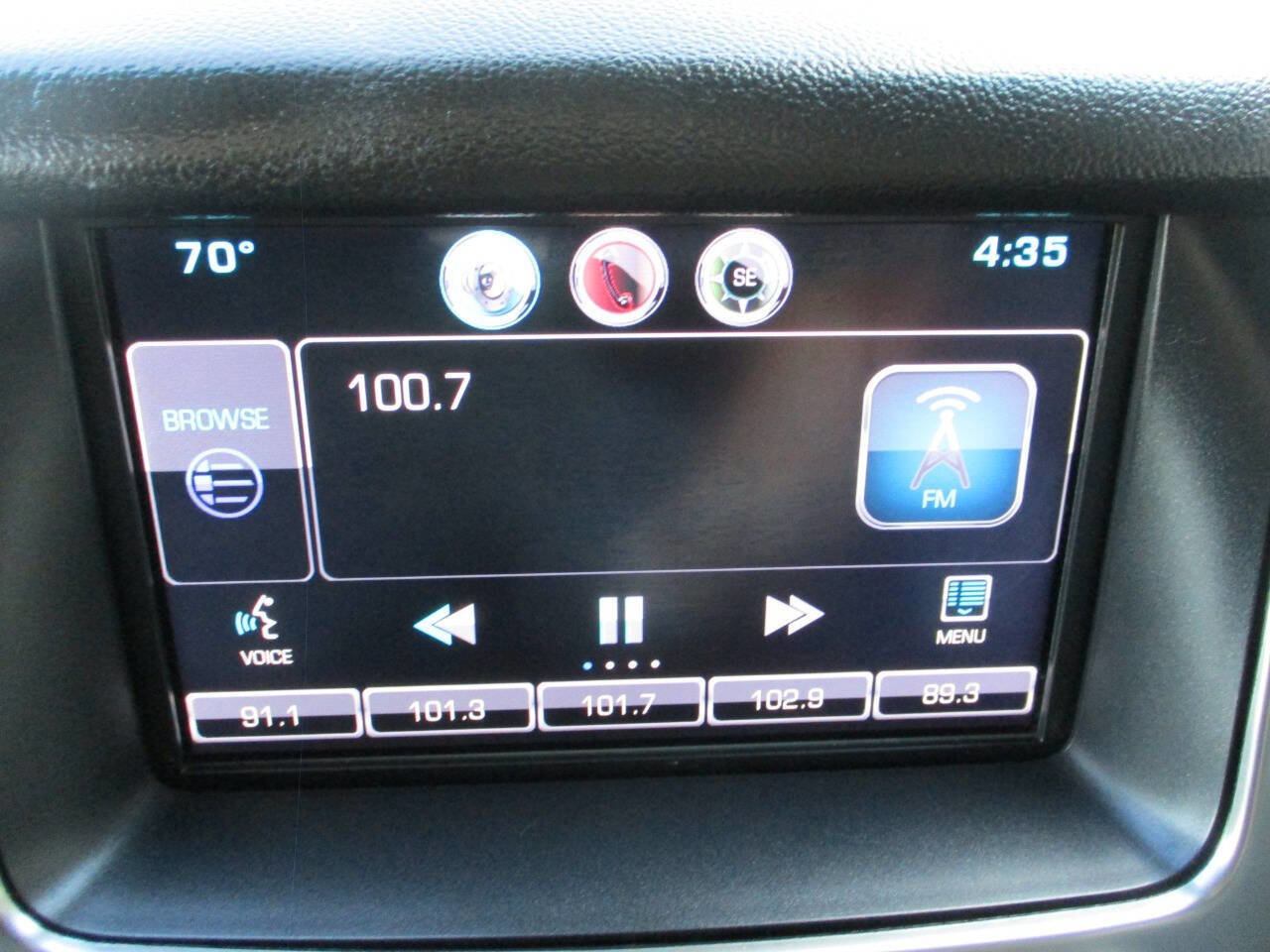 Used 2015 Chevrolet Suburban LT image 35