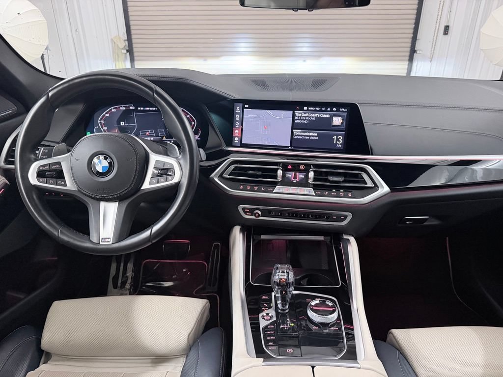 Used 2022 BMW X6 M50i w/ Executive Package AWD/4WD image 23