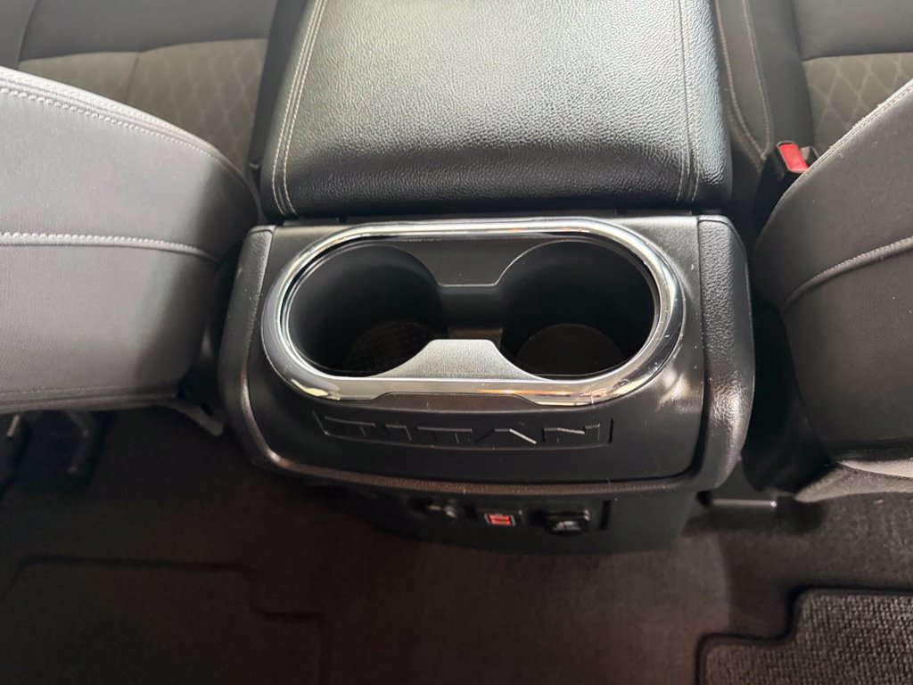 Used 2021 Nissan Titan SV w/ SV Convenience Package RWD image 33