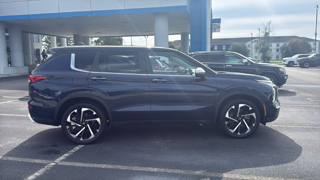 Used 2022 Mitsubishi Outlander SE AWD/4WD image 8