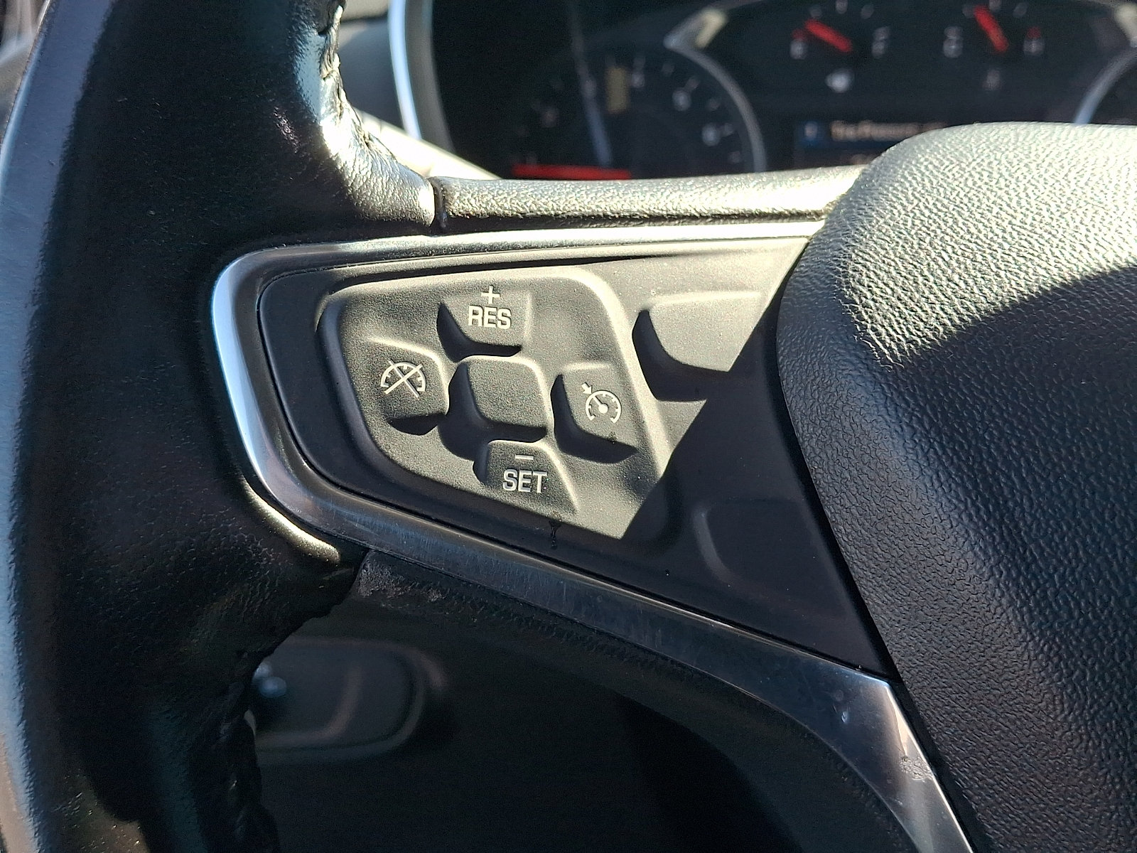 Used 2019 Chevrolet Equinox LT AWD/4WD image 20