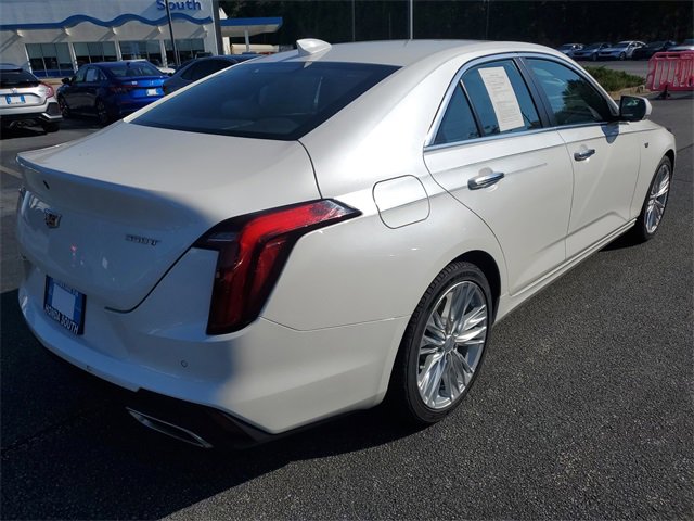 Used 2022 Cadillac CT4 Premium Luxury image 6