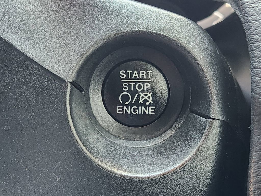 Used 2019 Jeep Compass Altitude image 21