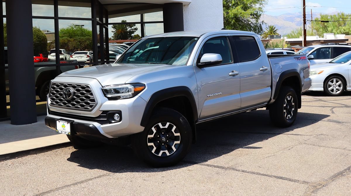 Used 2021 Toyota Tacoma TRD Off-Road w/ Technology Package AWD/4WD image 2