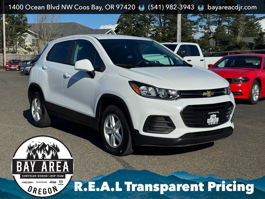 Used 2021 Chevrolet Trax LS w/ Tint and Cruise Package image 3