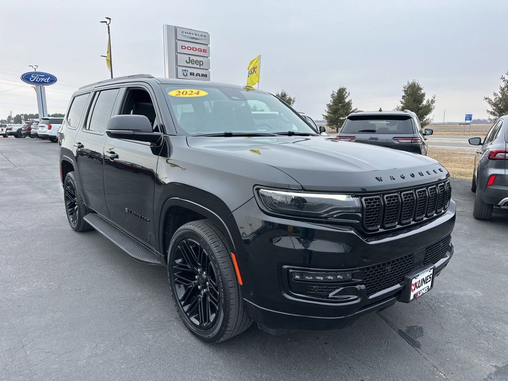 Used 2024 Jeep Wagoneer Series II image 2