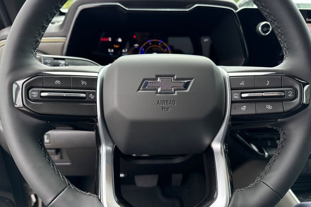 New 2026 Chevrolet Colorado ZR2 w/ Technology Package AWD/4WD image 23