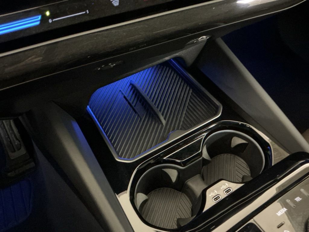 Certified 2025 BMW 530i w/ M Sport Package RWD image 12