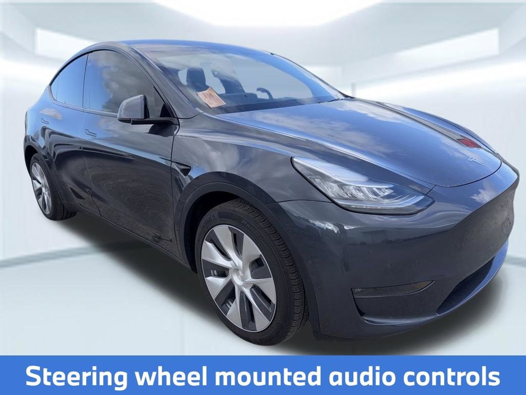 Used 2021 Tesla Model Y Long Range image 19
