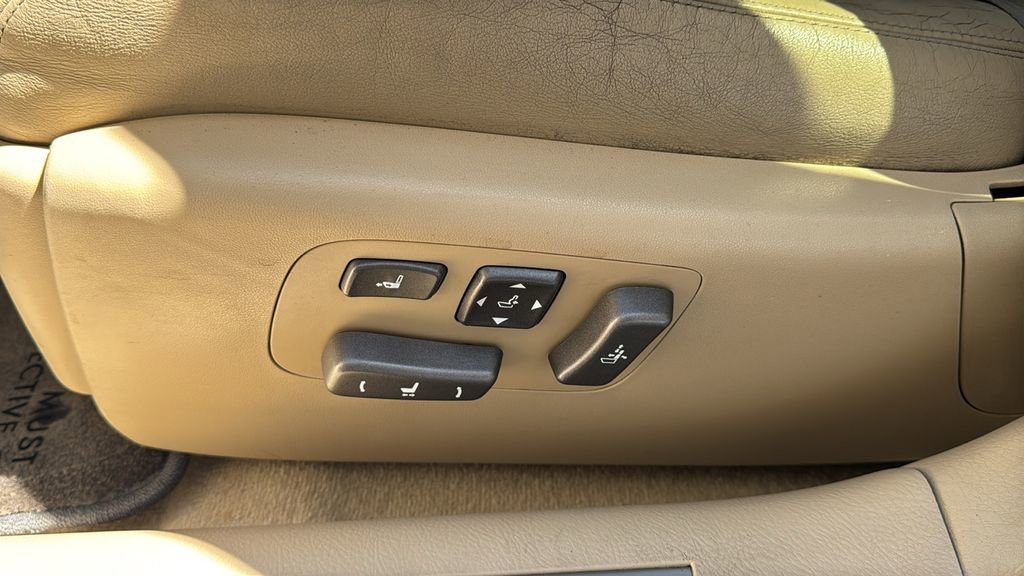 Used 2009 Lexus LS 460 RWD image 20