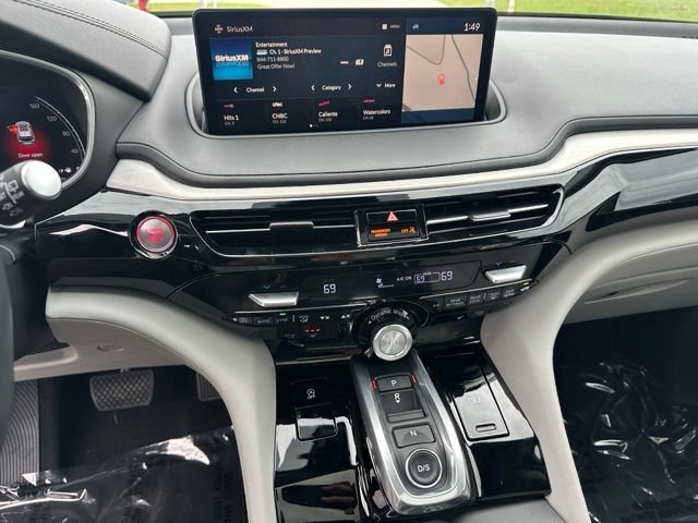 Used 2023 Acura MDX w/ Technology Package AWD/4WD image 30