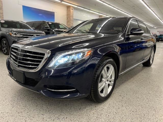 Used 2017 Mercedes-Benz S 550 4MATIC Sedan w/ Premium Package image 1