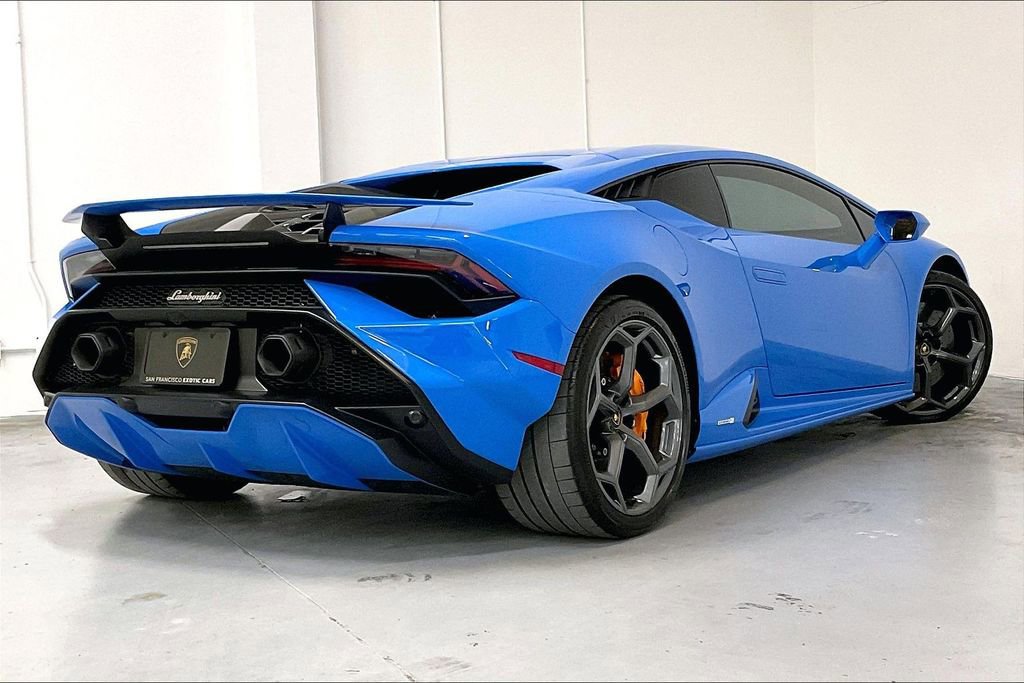 Used 2023 Lamborghini Huracan Tecnica image 4