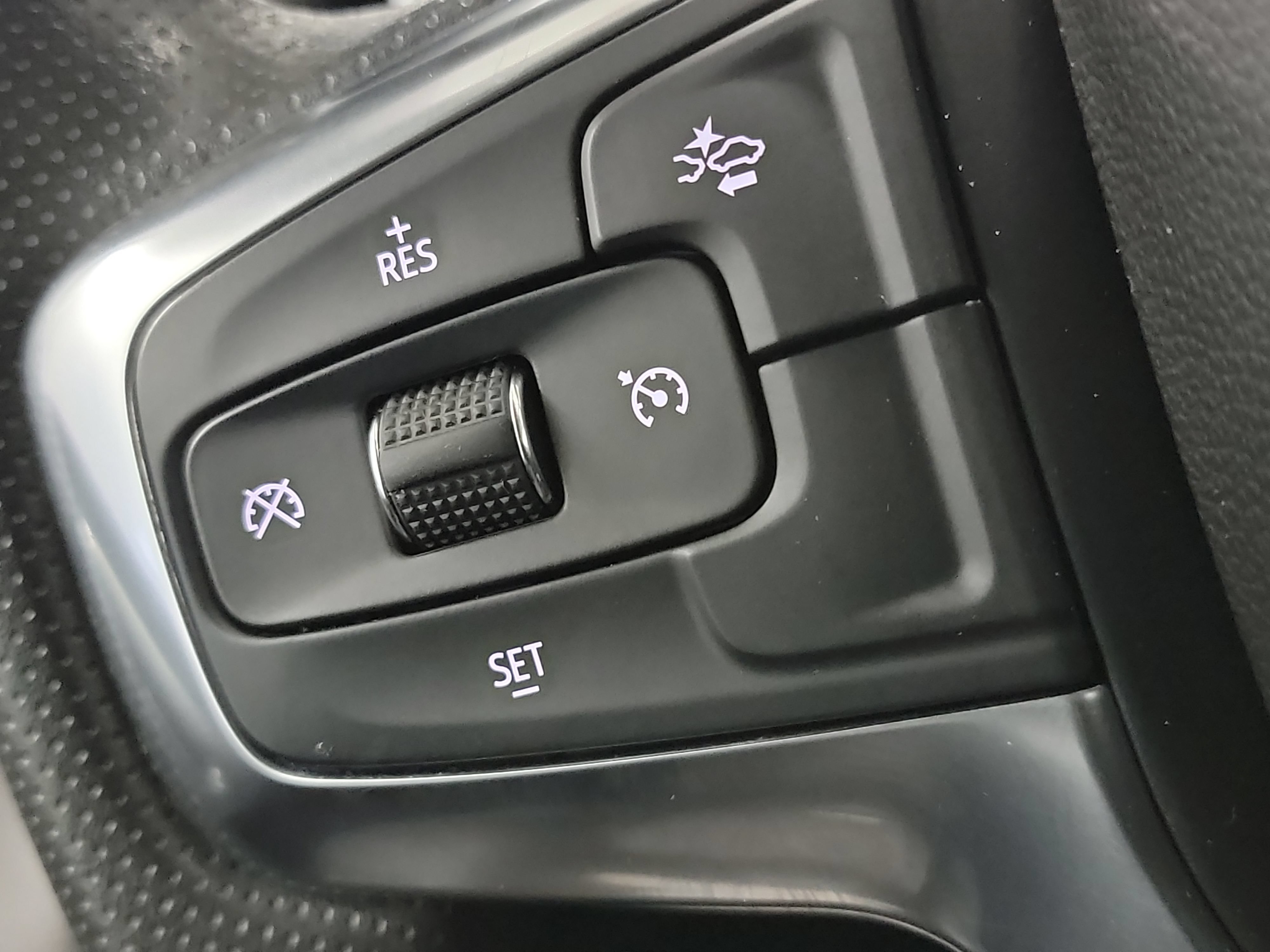 Used 2021 Chevrolet Blazer LT FWD image 33