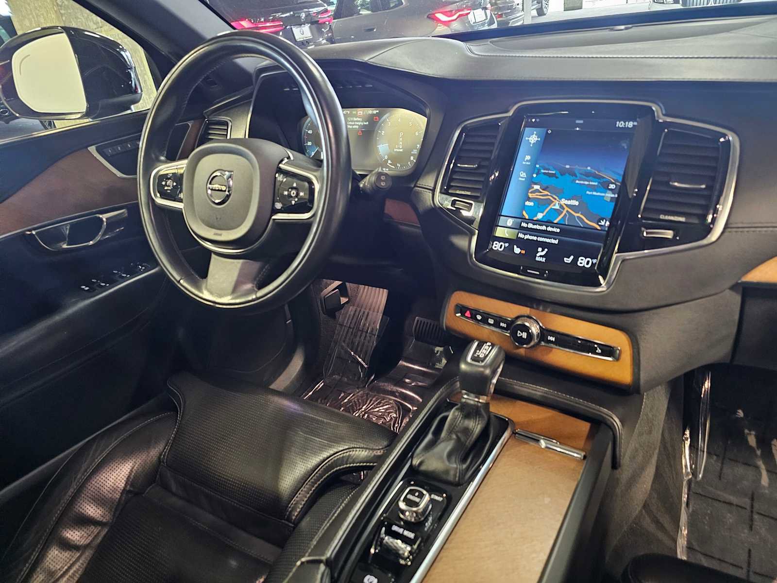 Used 2016 Volvo XC90 T6 Inscription w/ Vision Package AWD/4WD image 36