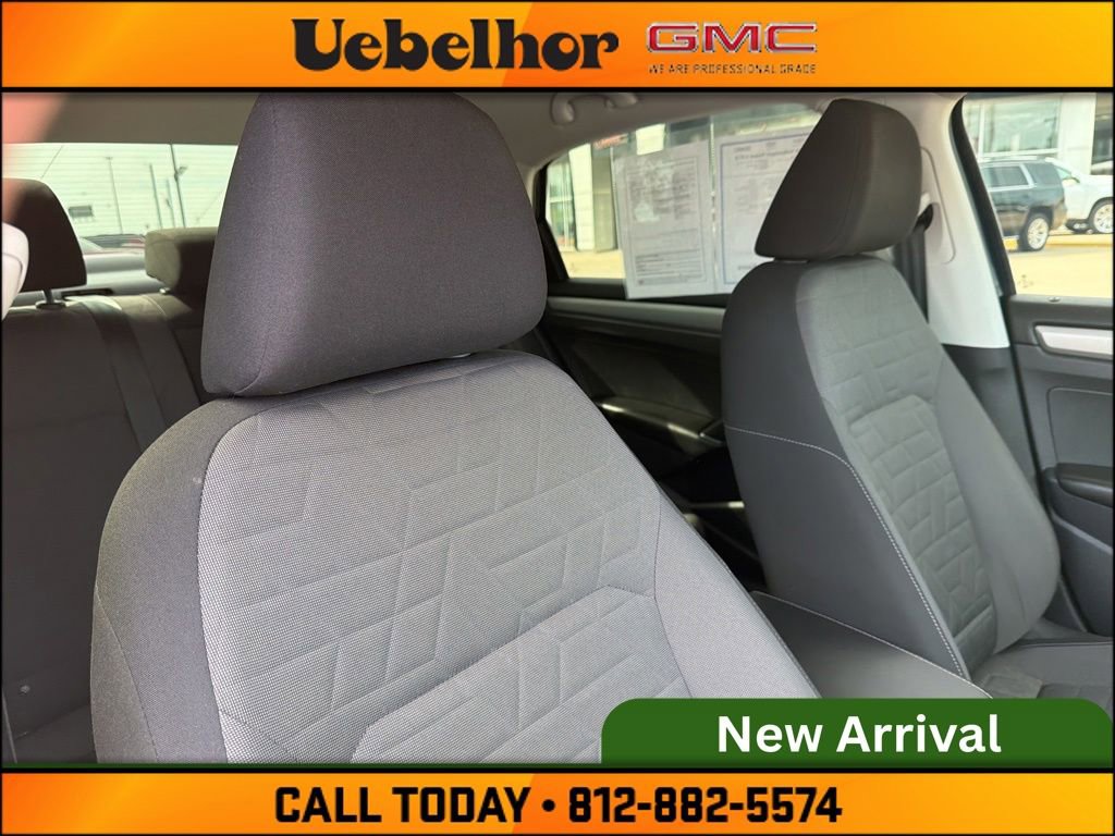 Used 2020 Volkswagen Passat 2.0T S FWD image 4
