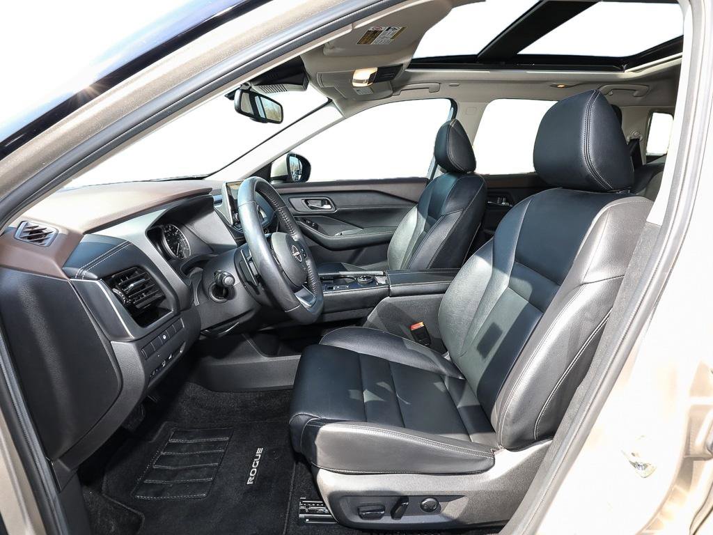 Used 2023 Nissan Rogue SL image 12
