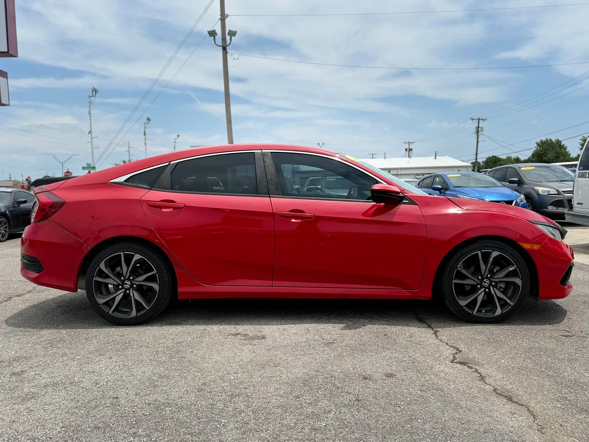 Used 2019 Honda Civic Sport image 3
