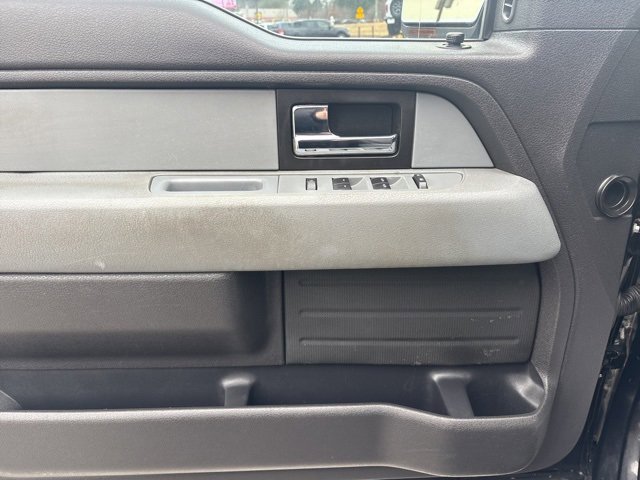 Used 2013 Ford F150 XLT w/ Luxury Equipment Group image 12