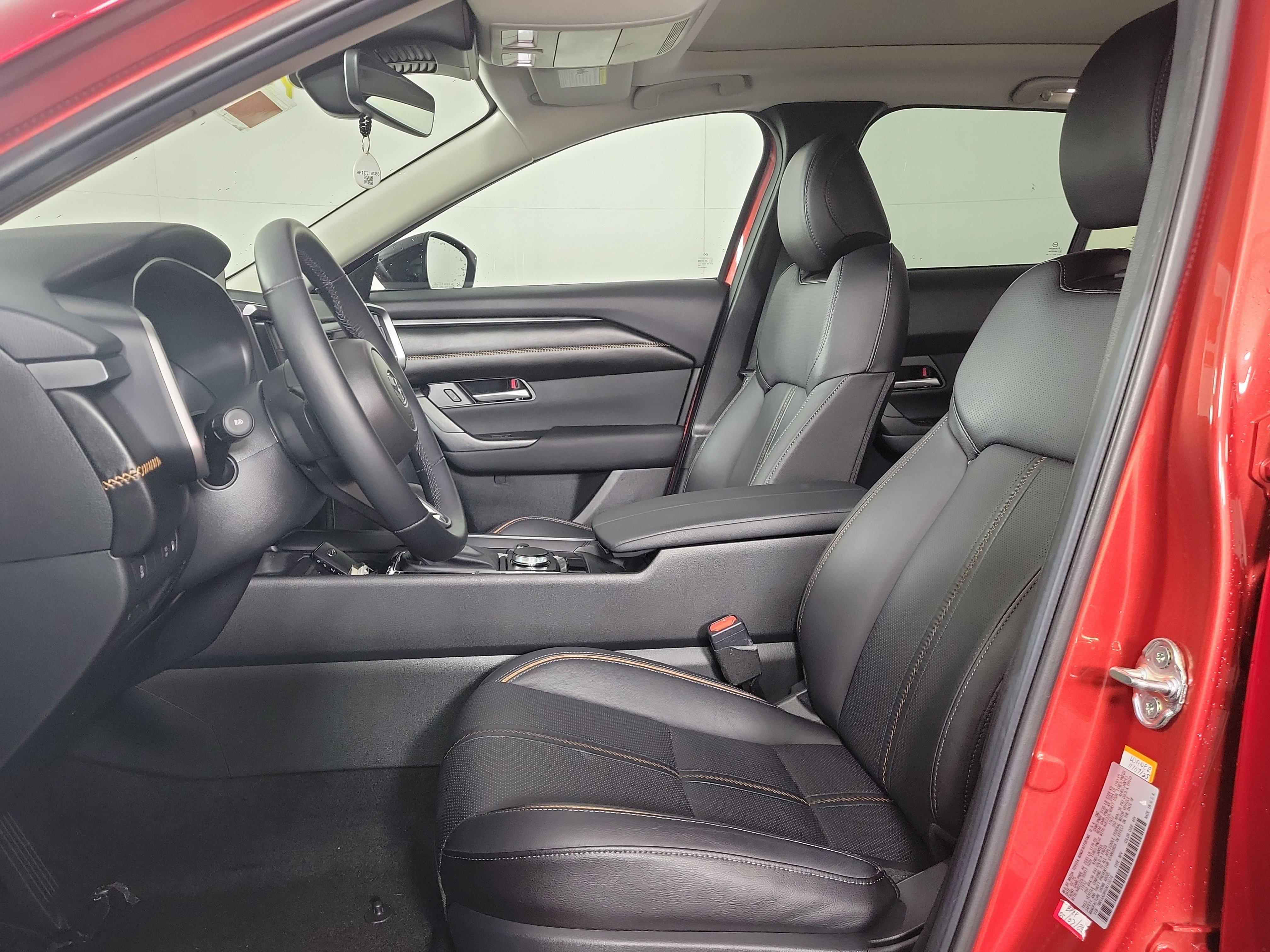 Certified 2025 MAZDA CX-50 AWD 2.5 Hybrid w/ Weather Package image 11