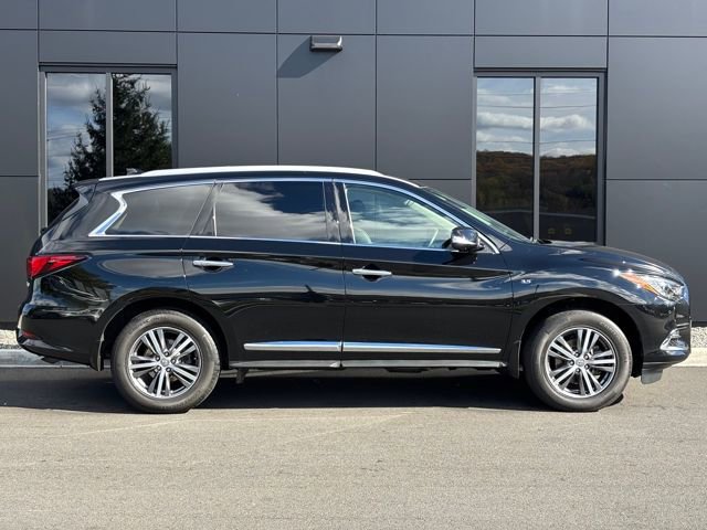 Used 2019 INFINITI QX60 Luxe w/ Essential Package image 37