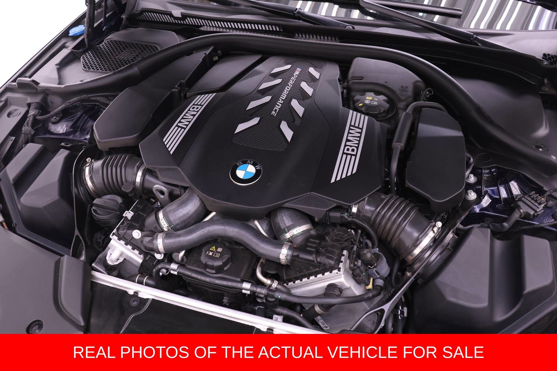 Used 2023 BMW M550i xDrive w/ Executive Package AWD/4WD image 16