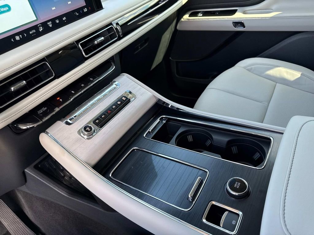 New 2025 Lincoln Aviator Reserve image 26