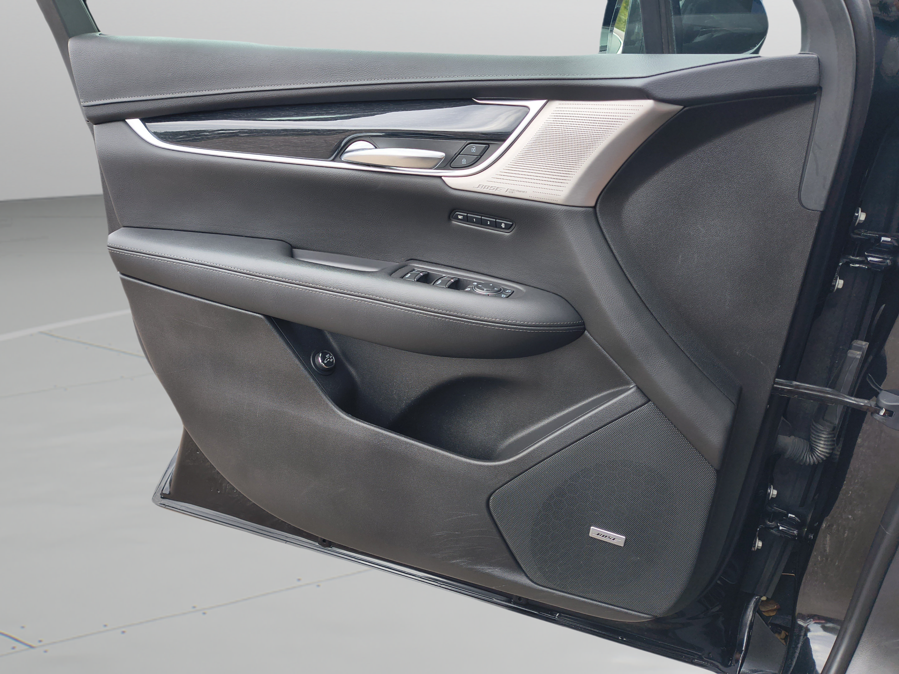 Used 2020 Cadillac XT5 Premium Luxury FWD image 26