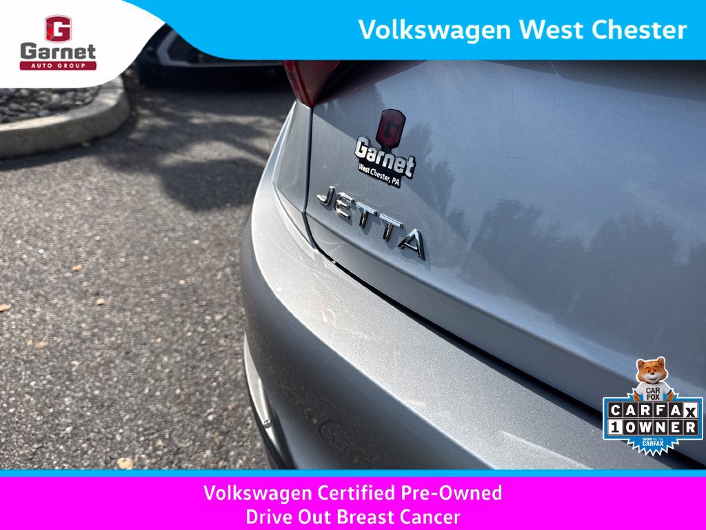 Certified 2023 Volkswagen Jetta SE FWD image 35