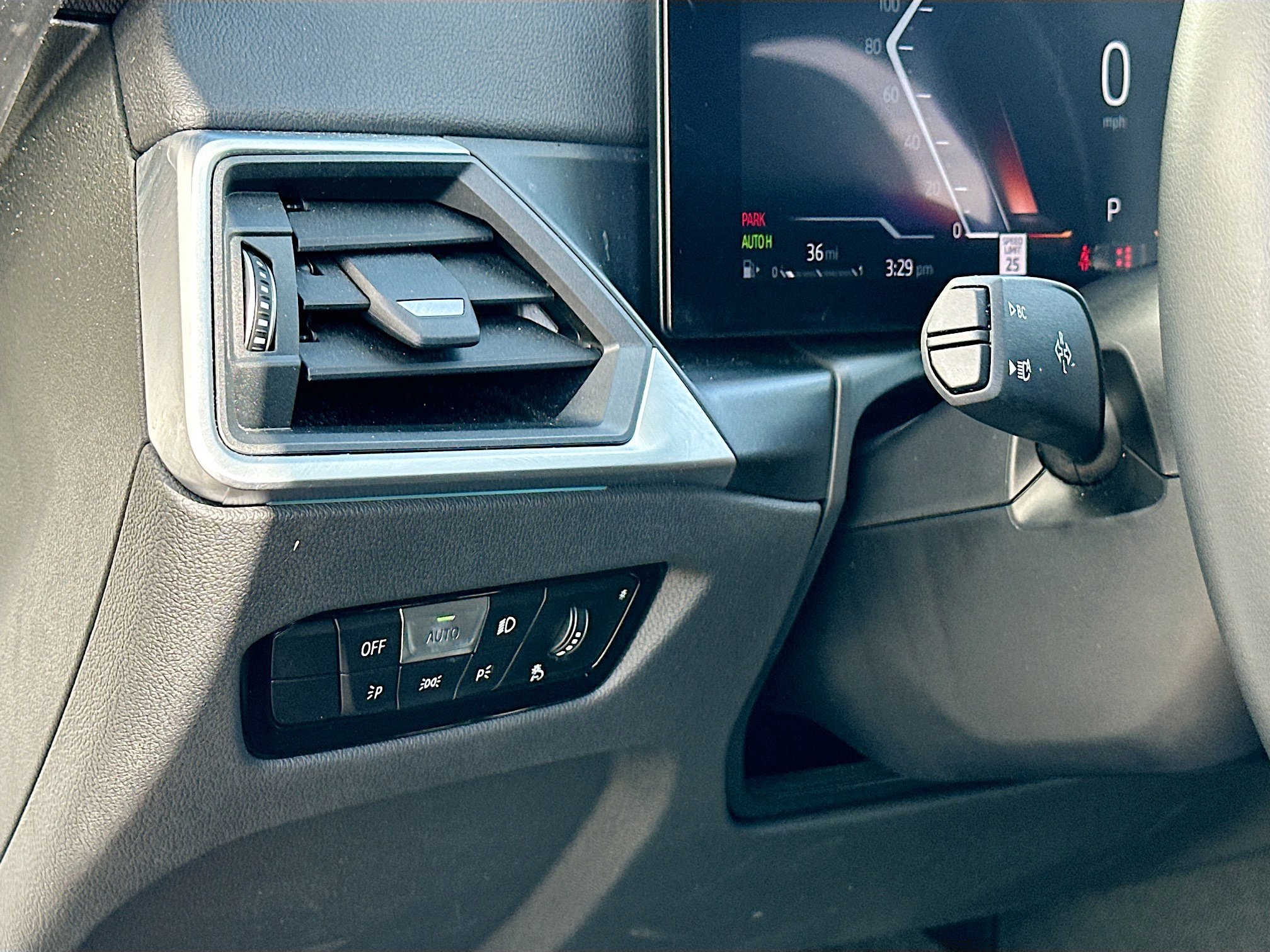 Certified 2023 BMW 330i Sedan w/ Driving Assistance Package image 9