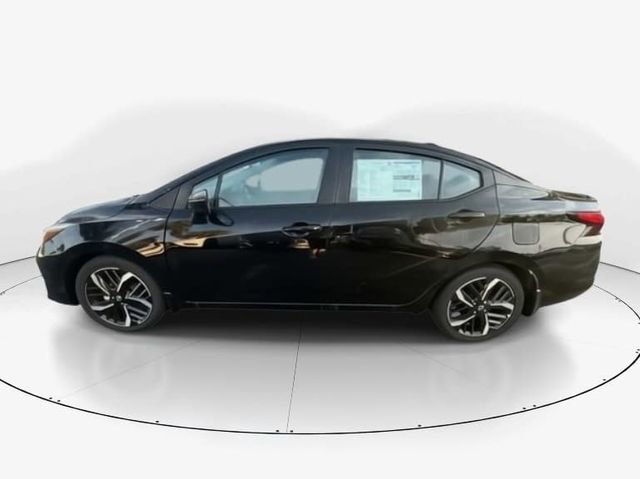 New 2025 Nissan Versa SR w/ Trunk Package image 7