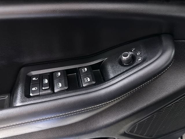 Used 2024 Jeep Grand Cherokee Altitude AWD/4WD image 24