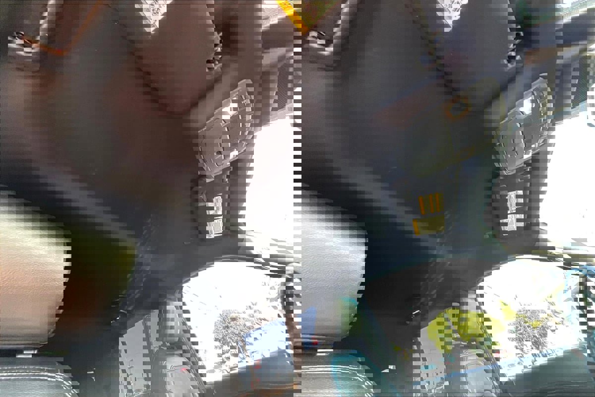 Used 2020 Ford Expedition Limited image 22