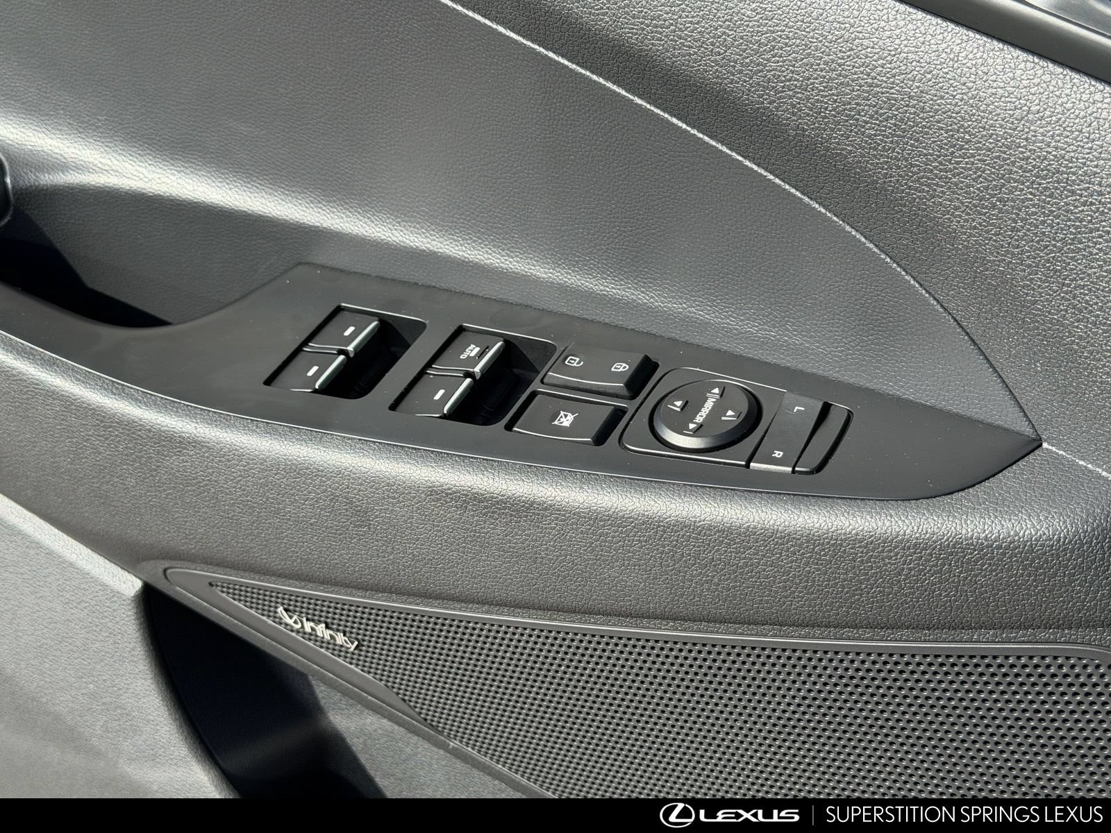 Used 2020 Hyundai Tucson Limited FWD image 14