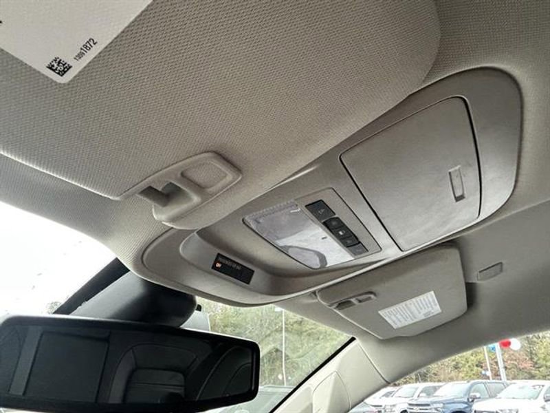 Used 2022 GMC Canyon Denali image 21