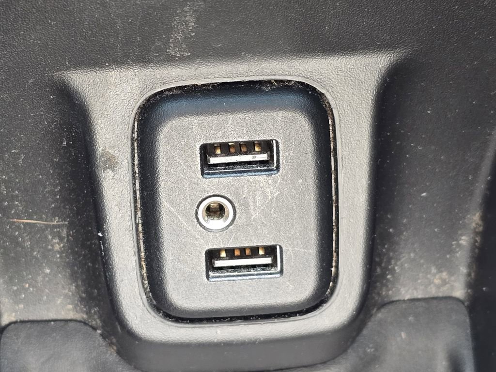 Used 2020 Chevrolet Bolt LT image 24