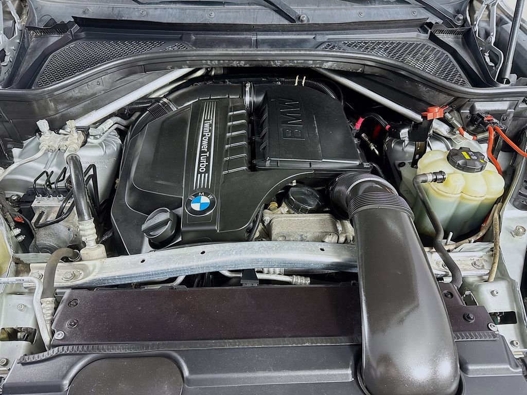 Used 2017 BMW X5 xDrive35i AWD/4WD image 39